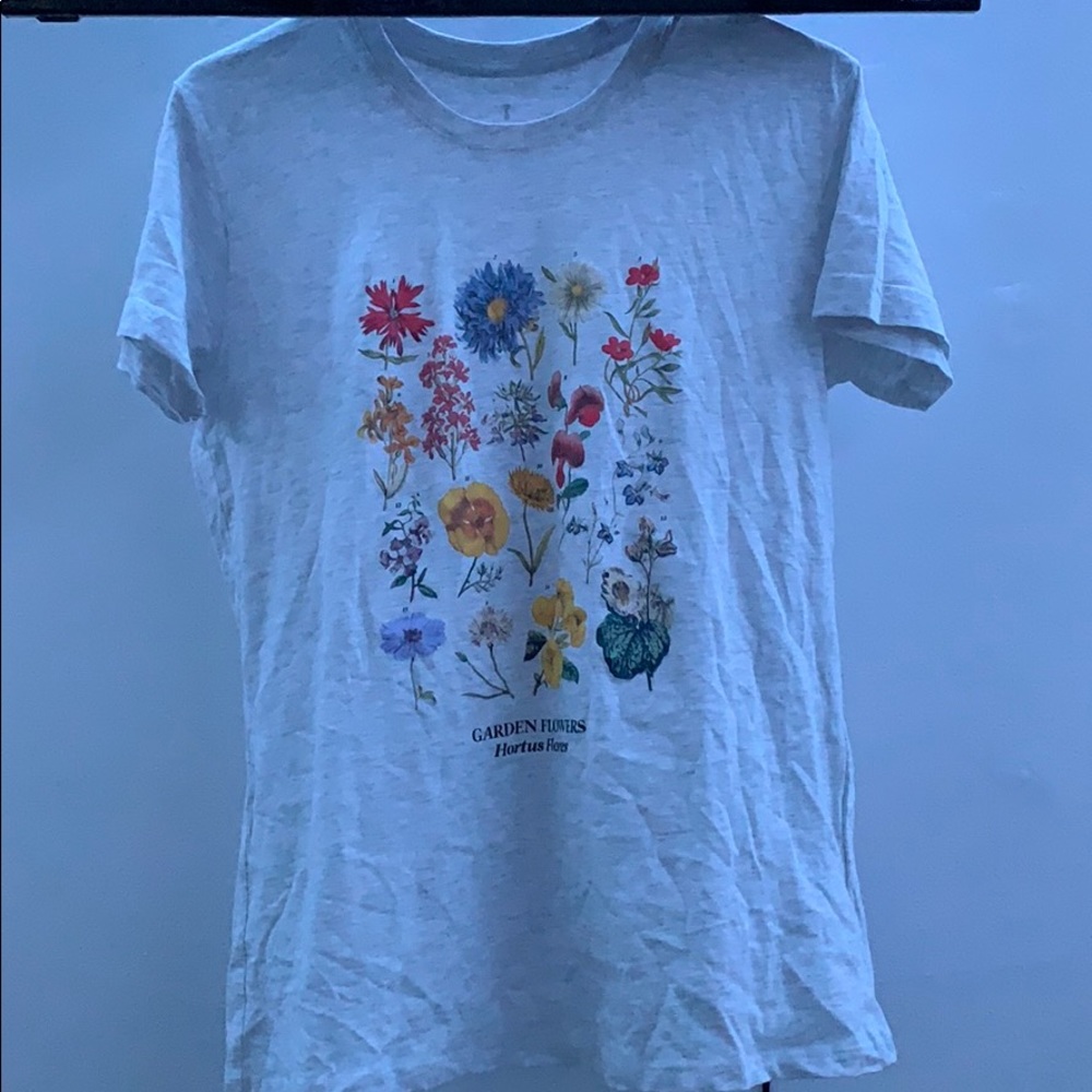 white floral printed tee